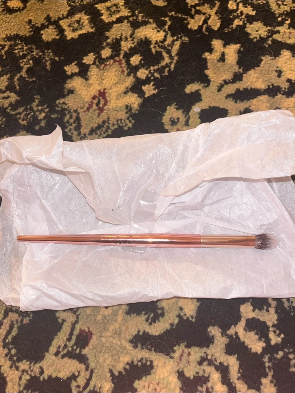 it cosmetics Rose Gold Eyeshadow Blending Brush